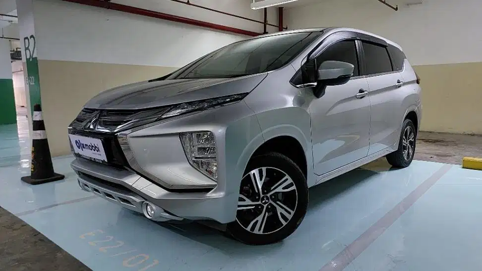 DP MURAH Mitsubishi Xpander 1.5 Cross Bensin-AT 2019  CSRKB