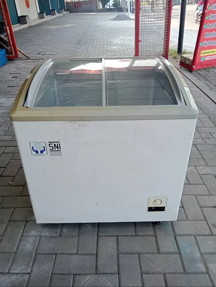 Freezer sleding bekas murah merk RSA kapasitas 213L normal siap pakai