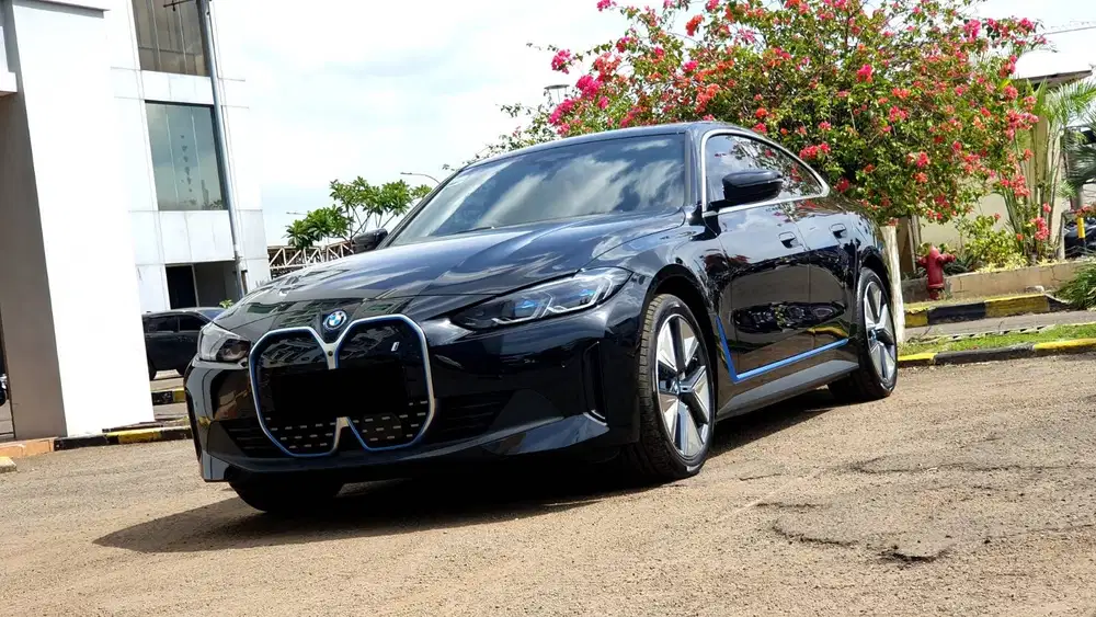[ KM LOW ] BMW i4 i 4 eDrive35 eDrive 35 AT 2024/2025