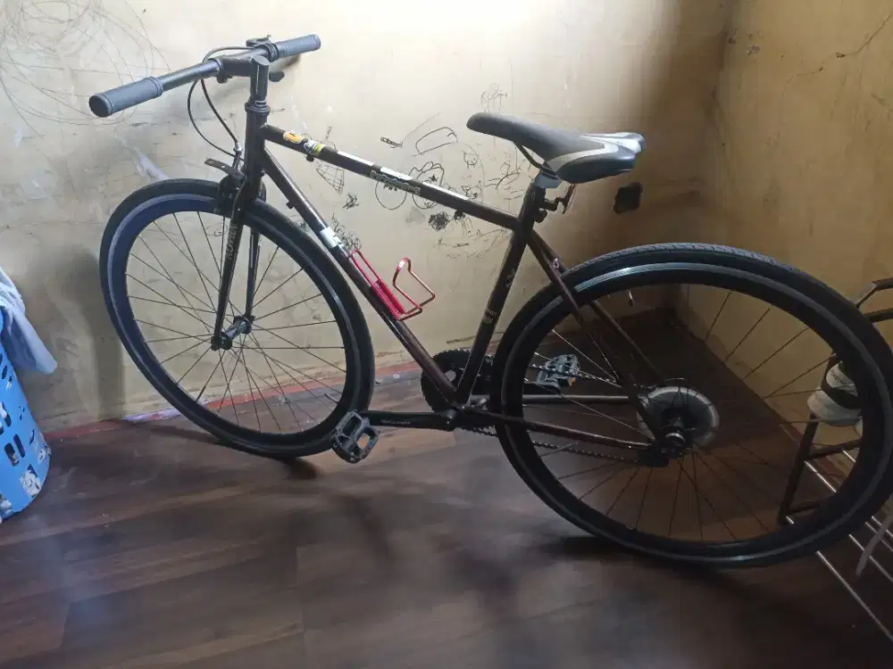 Sepeda Bekas UNITED BIKE SLICK 700