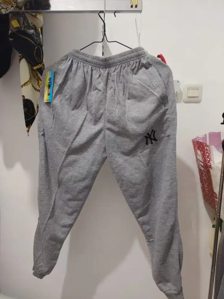 JA - 03 Celana Panjang Cowok MLB