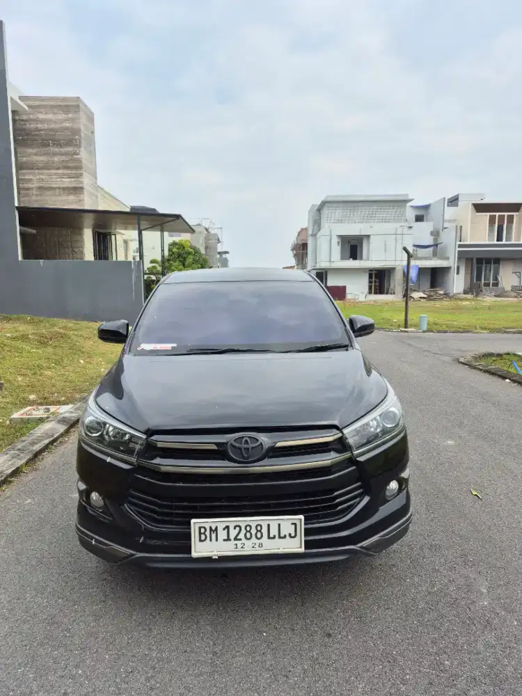 Innova reborn v diesel matic 2016
