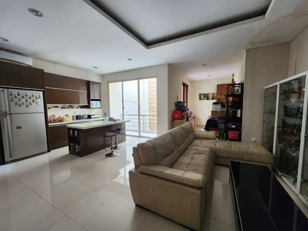 For Sale House di Villa Kebon Jeruk