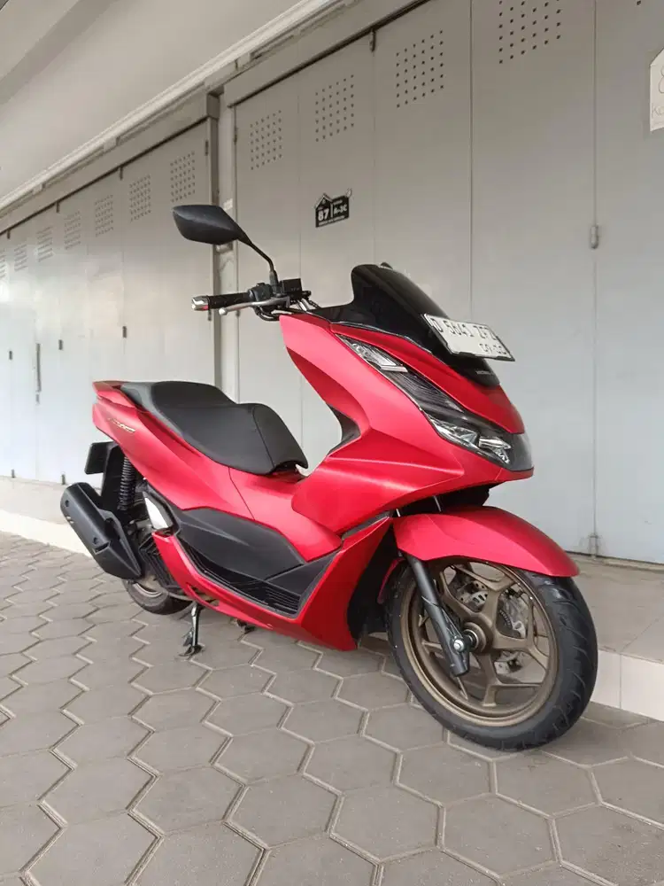 Honda pcx tahun 2025