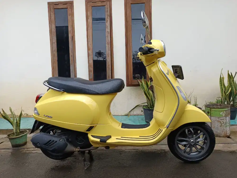 Piaggio vespa Lx 125 i-get 2021 lengkap pajak hidup panjang