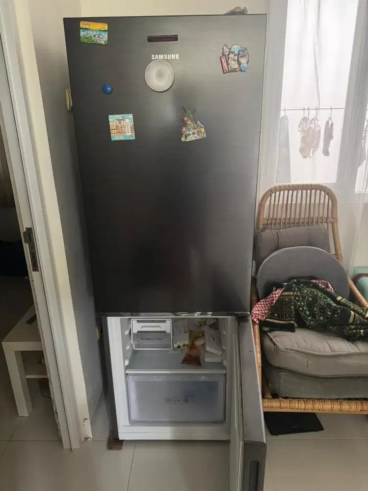Samsung 2 pintu gede