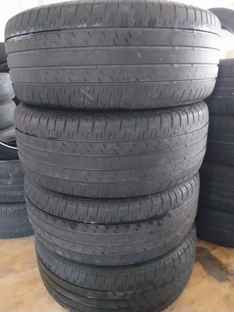 Ban BS Alenza 225/50R18, 80-90%, dot22.
