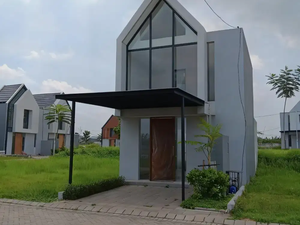 Disewakan Rumah 2 Lantai di kawasan Elite Royal Residence II Menganti