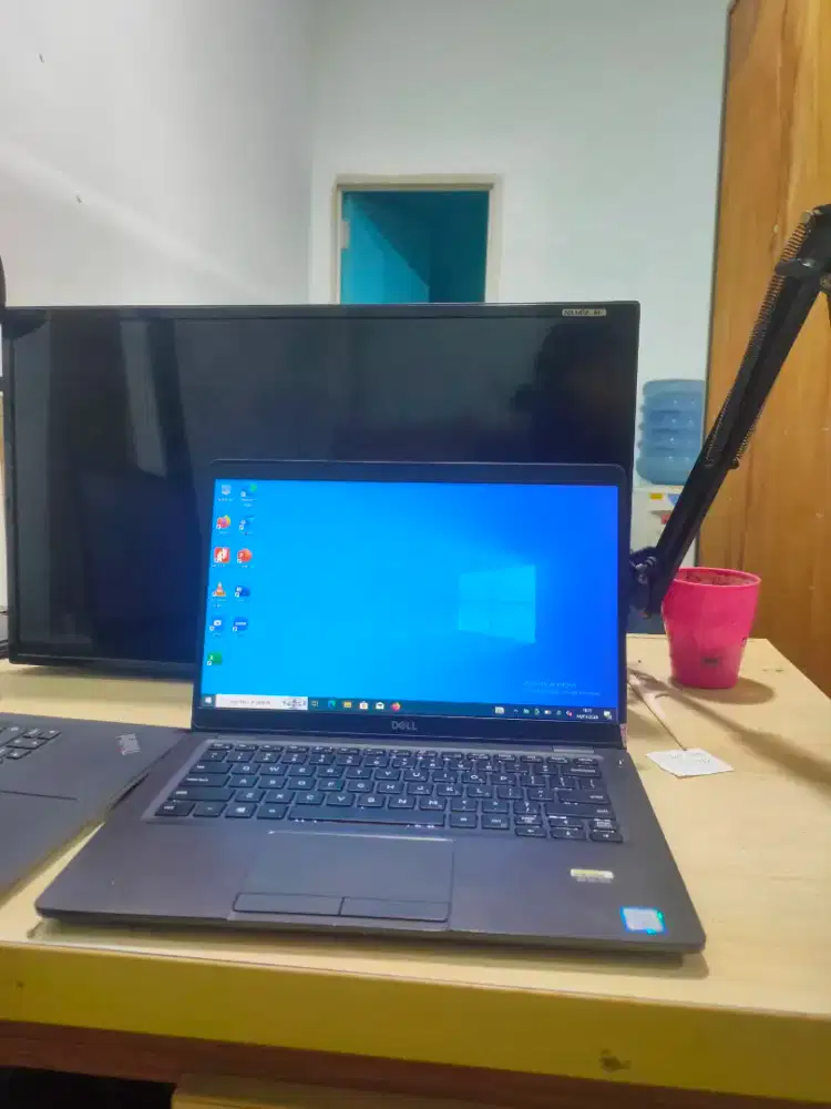 Dell latitude 5300 core i5 touchscreen