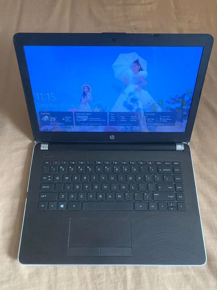 Laptop HP 14-bw504AU | AMD A9-9420 | RAM 8Gb | SSD 500Gb
