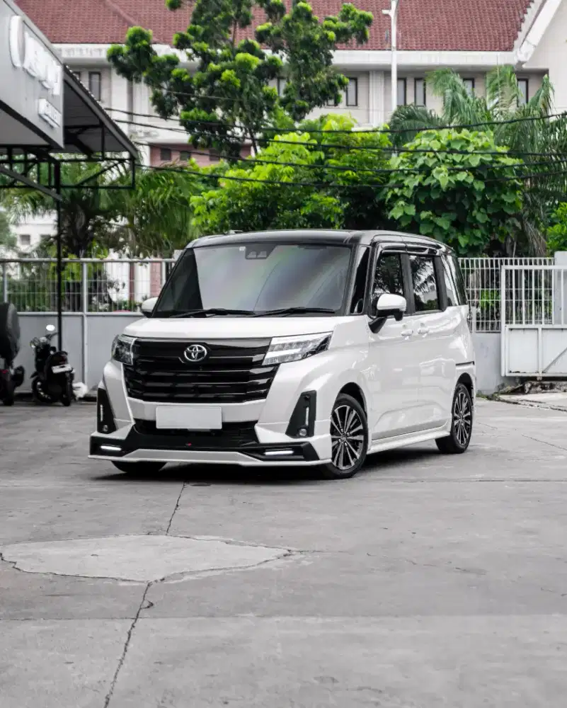 Toyota Roomy GR 2022 cbu japan