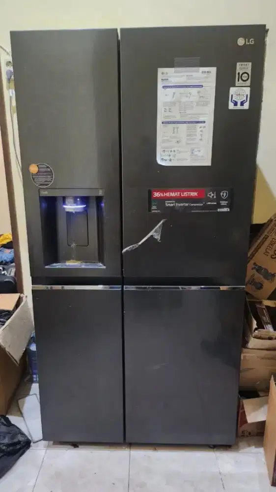 Kulkas LG side by side