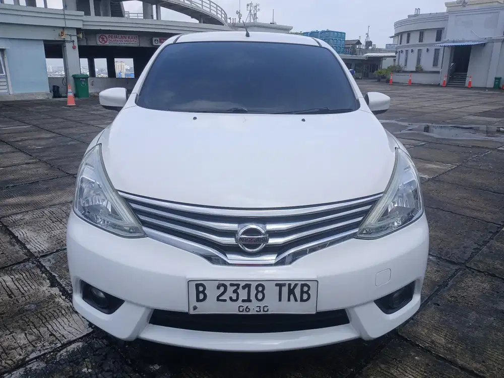 Nissan Grand livina XV AT 2016 TDP : 10Juta