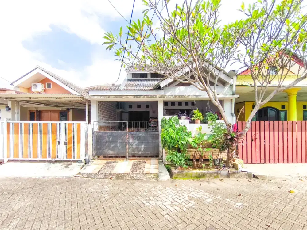 Rumah Hadap Utara 15 Menit ke The Park Sawangan SHM Siap KPR J-40061