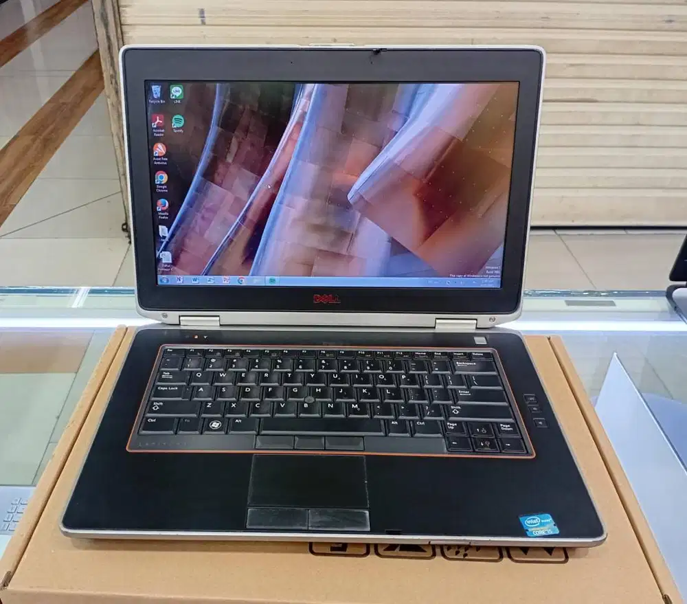 Laptop Leptop e6420 Core i5-2410m @2,30GHz Ram 4 gb Hdd 160 gb 14 inc