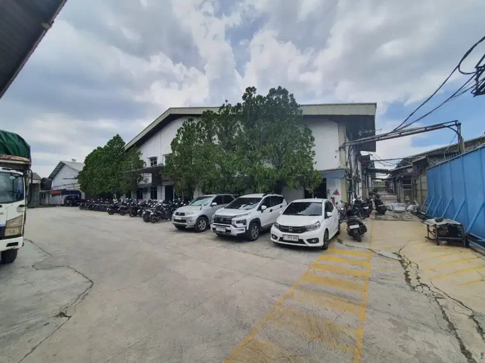 Tanah dan Bangunan Pabrik Besar Siap Pakai di Gegebage