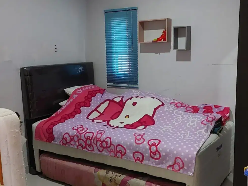 Rumah SHM Luas 2 Lt Siap Huni 7 Menit ke Mall Pesona Square J-39890