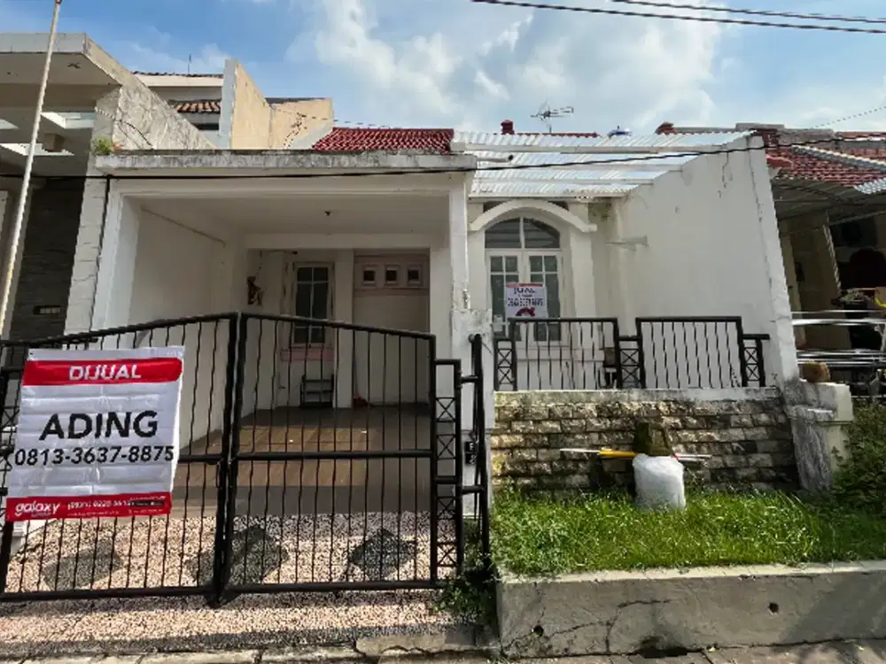 Rumah Puri Asri satu setengah lantai pakuwon city