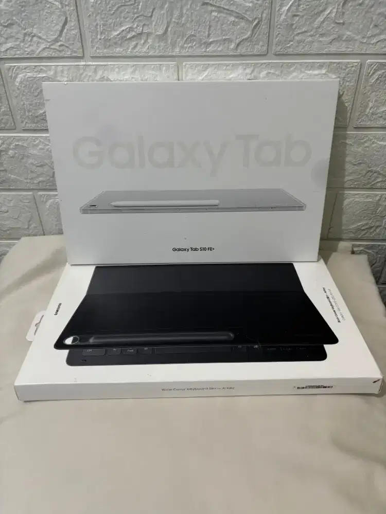 Samsung Tab S10 FE+ Wifi Edition Spen + Keyboard Ram 12/256GB