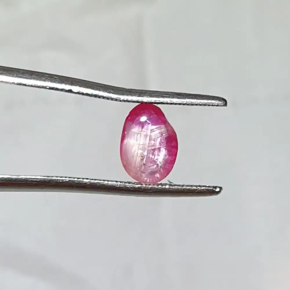 Natural star ruby burma 0.98 crt