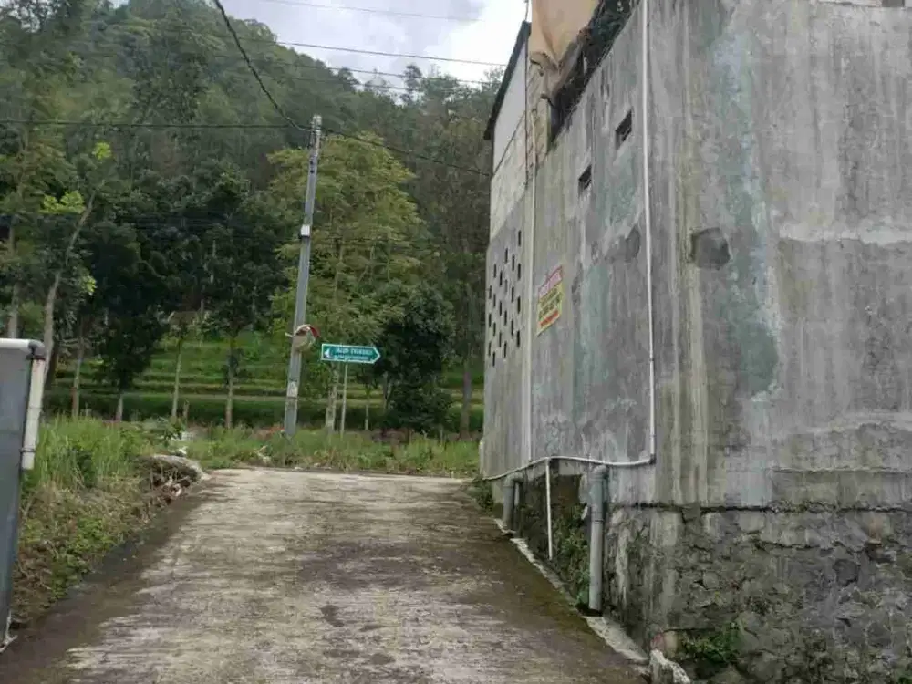 TANAH KAVLING DEKAT SEKOLAHAN AL IZZAH KOTA BATU