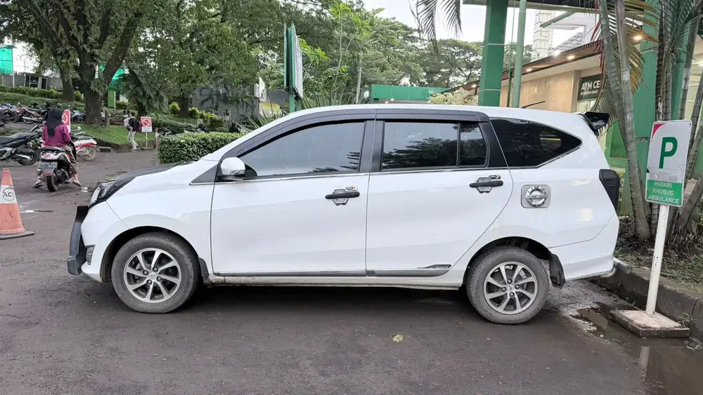 Daihatsu Sigra 2018 Bensin