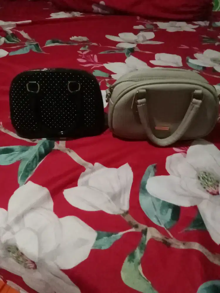 Tas murah meriah masih bagus blm pernah di pake