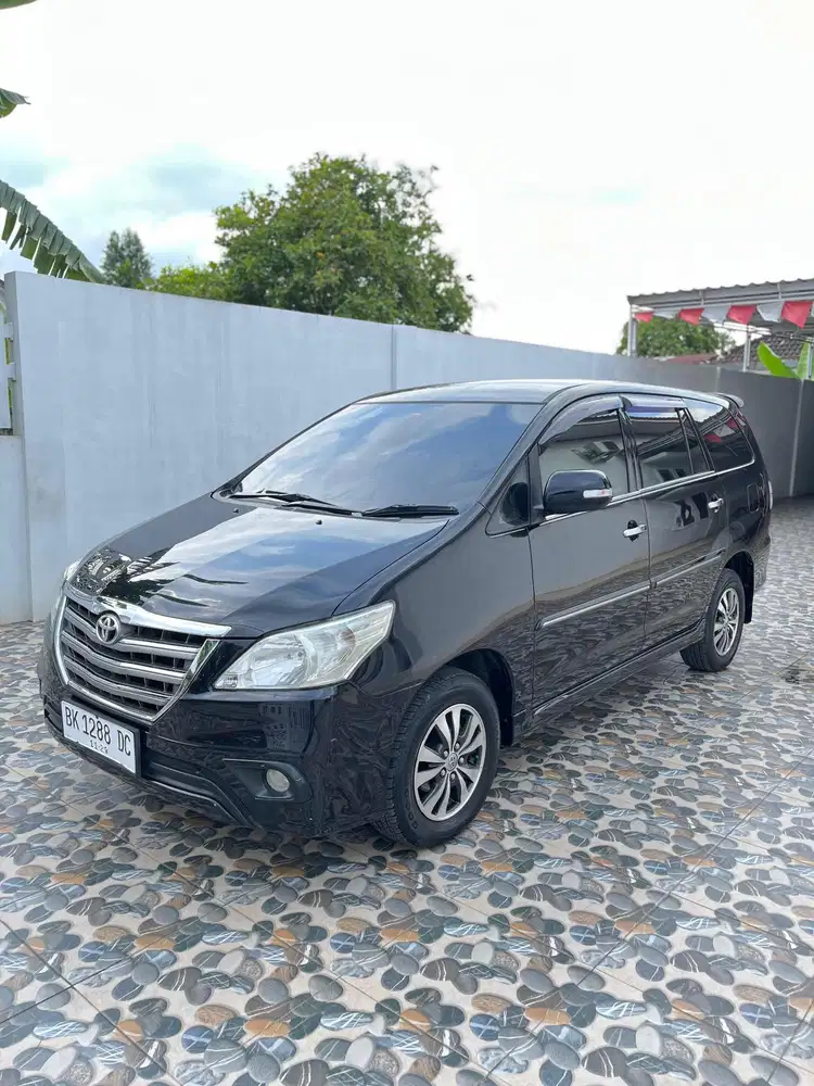 Toyota Kijang Innova 2.0 V Bensin TAHUN 2014|innova barong|kijang