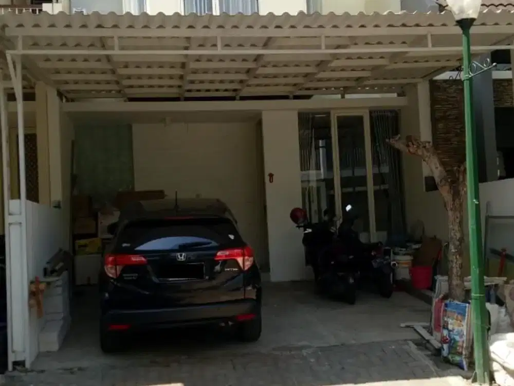 2,5 Lantai Minimalis Rumah Citraland Alam Hijau