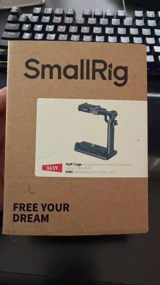 SmallRig Half Cage for Sony Alpha 7R V A7 IV A7S III A1 A7R IV 3639