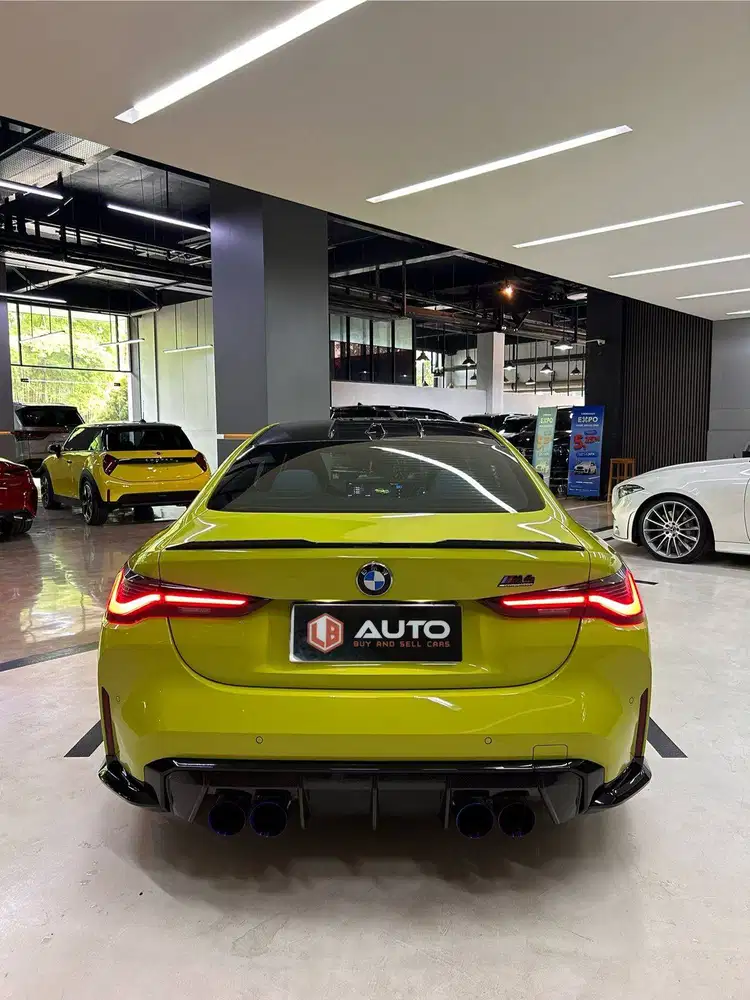 BMW M4 M4C Competition 2023 Kuning i-drive8 Km3rb B15KLS