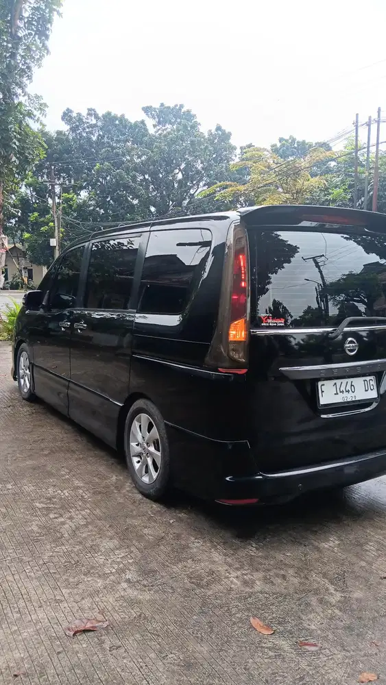 Nissan Serena 2013 Bensin