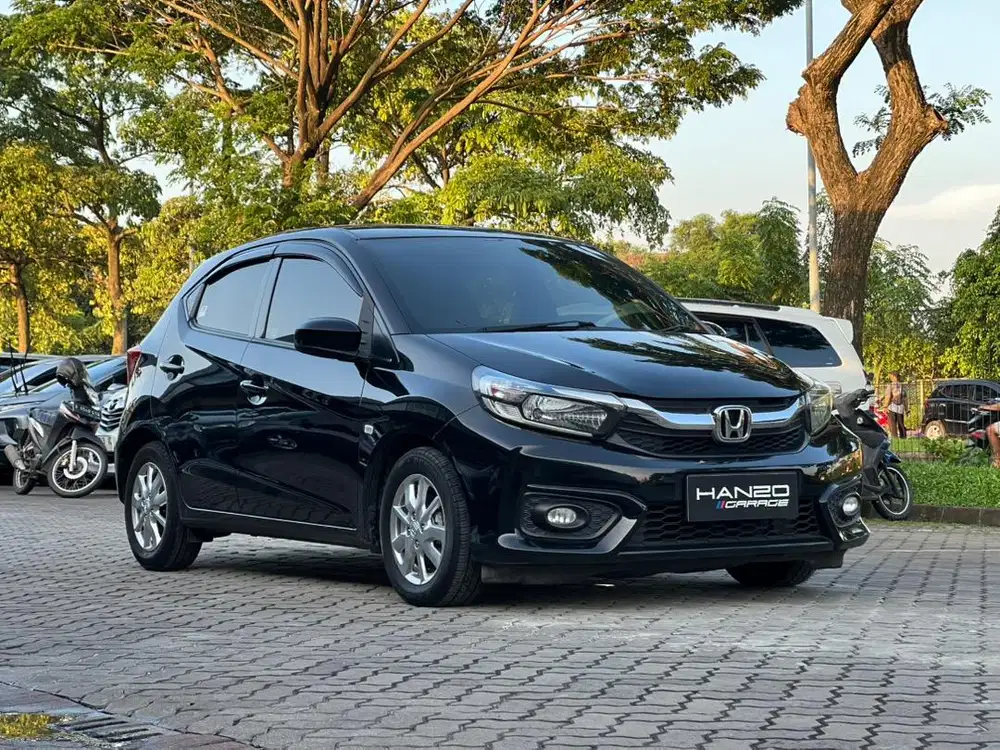 [DP 10jt] Honda Brio E CVT 2019 Pemakaian 2020 AT Matic Hitam Black