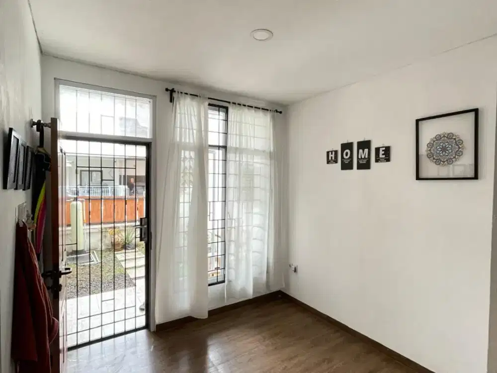 Dijual Rumah SHM Semi Furnish di Sektor 1E By Rumah Chinida (Ay)