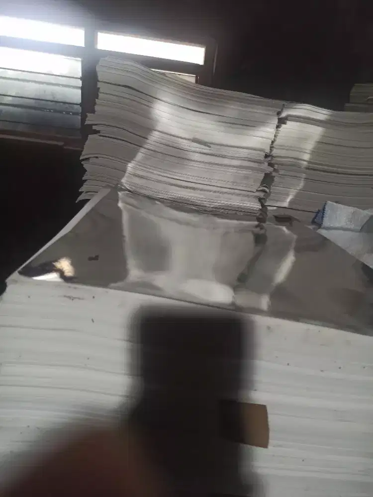 Kertas ivory perak 300gsm