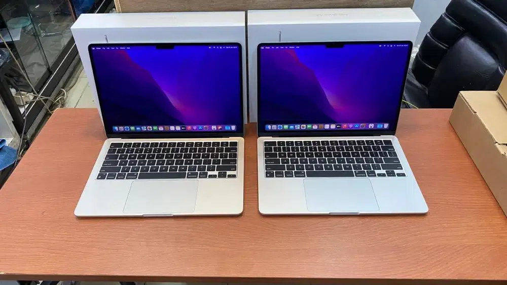 BNOB Macbook Air M2 12” 8/512GB ex garansi iBox Like New