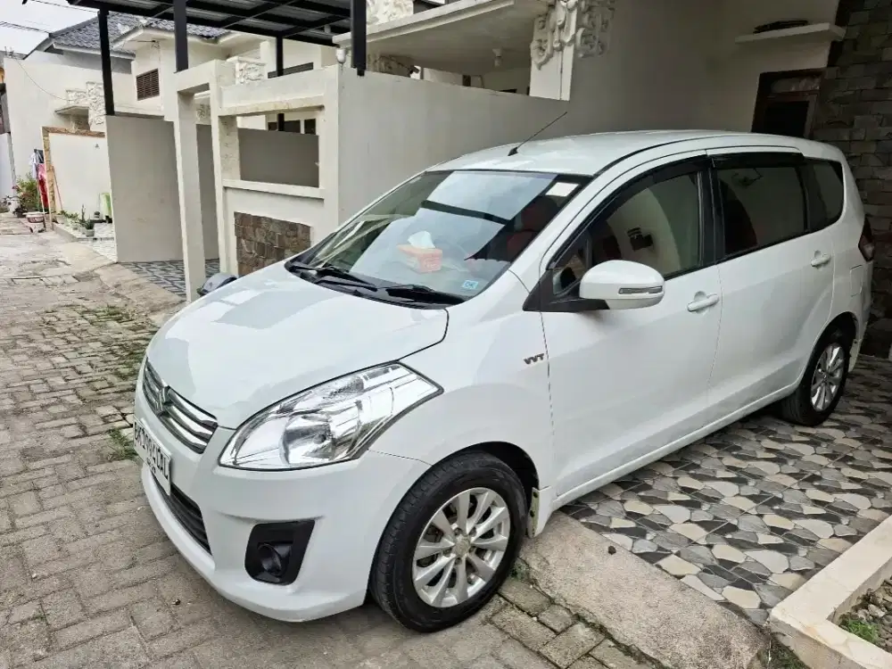 ERTIGA GL 2014 MATIC  BENSIN 1 NAMA DARI BARU