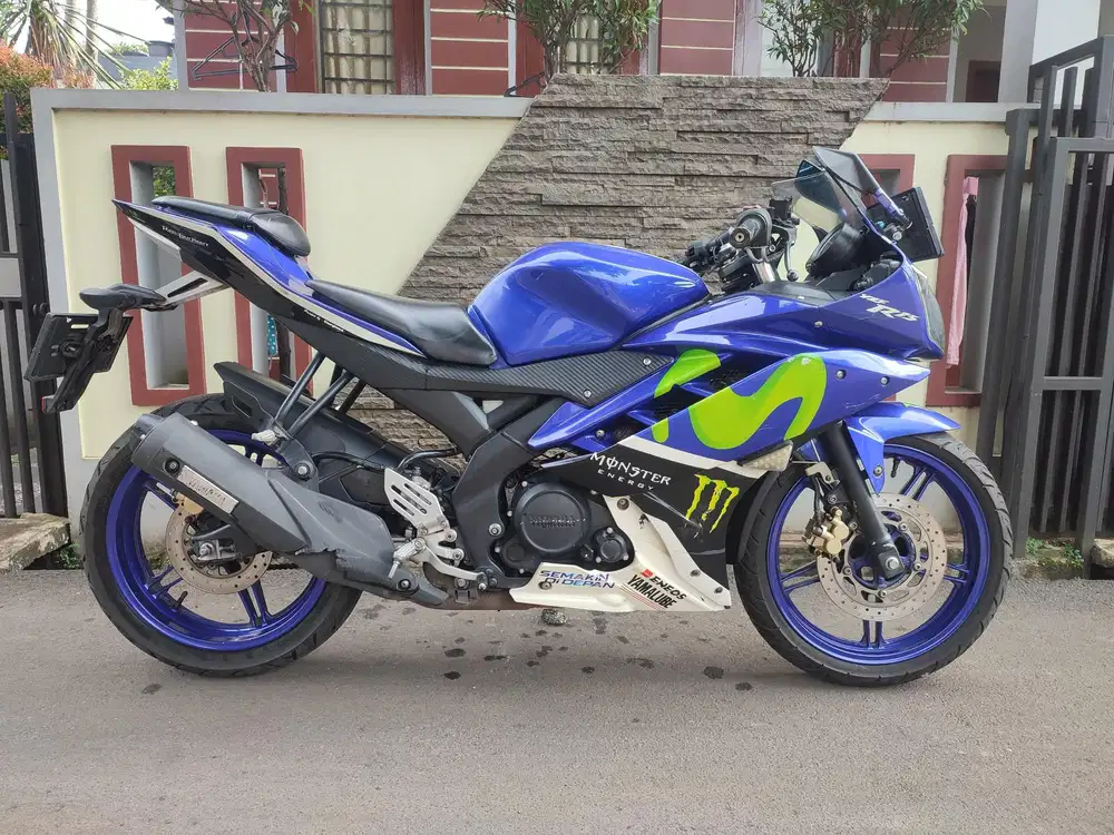 YAMAHA R15 V2 TAHUN 2016 CAKEP MURMER
