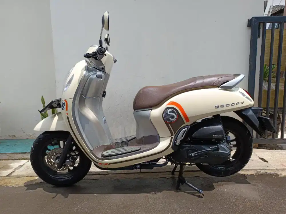 Di jual cepat  scoopy new 2021 kunci lengkap orisinil