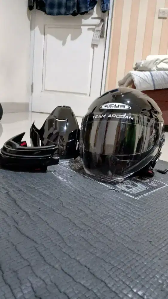 Helm Zeus Modular ZS-613C