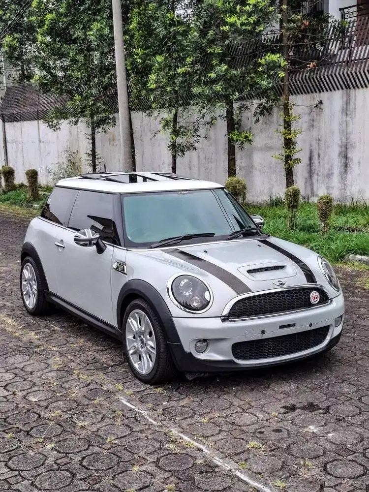 Mini Cooper S Camden 50 anniversary 2010 3dor