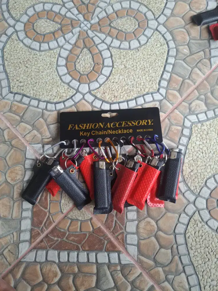 Korek Gantungan Kunci