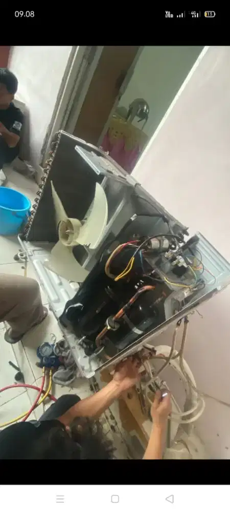 Jasa servis AC kulkas mesin cuci kompa air dll bergaransi