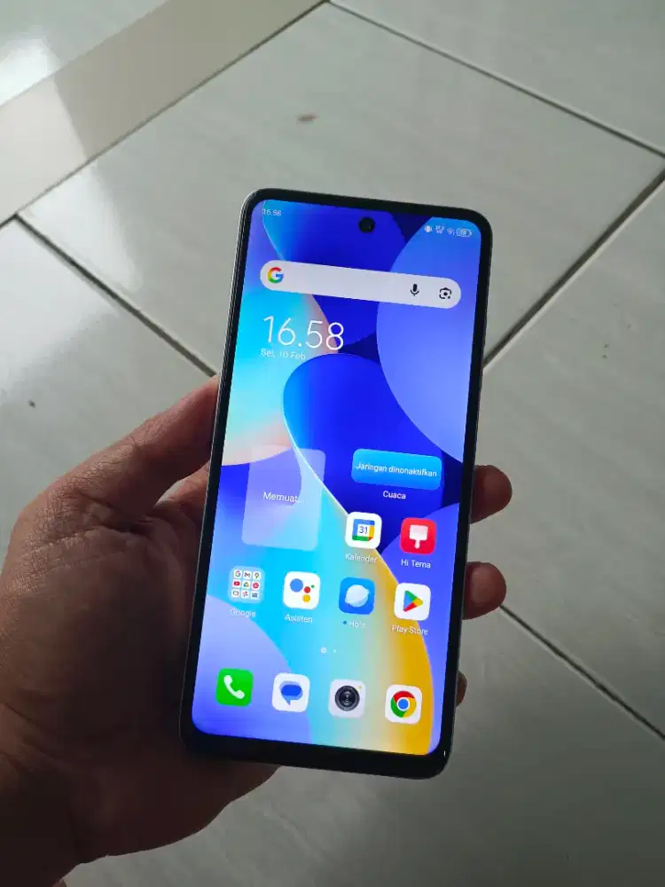 Tecno spark 20c 4/128