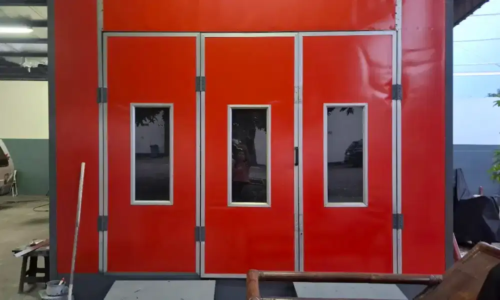 Oven untuk pengecetan mobil