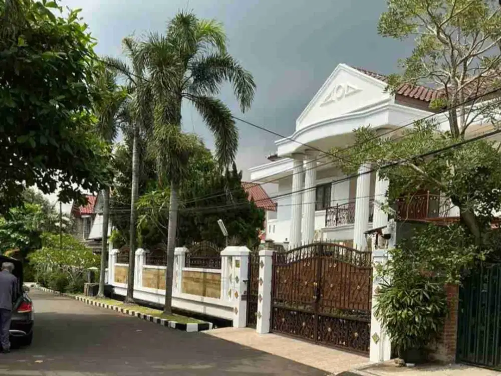 Rumah Besar di Perumahan Eksklusif Cinere – LT 740 m², LB 683 m²