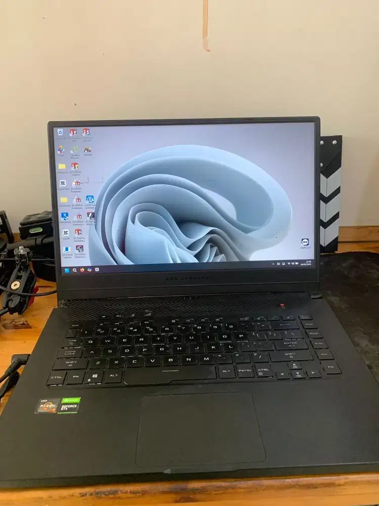 Laptop Asus ROG GA502D
