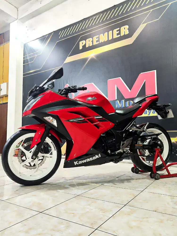 Kawasaki Ninja 250 FI TH 2017 odo 10rb mulus no minus
