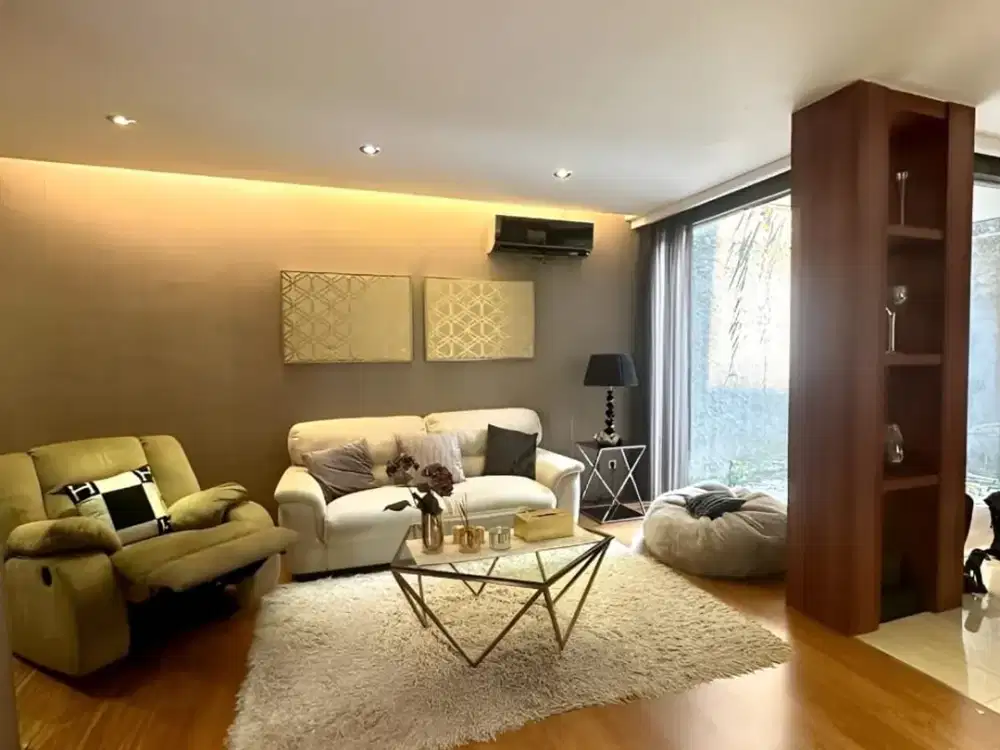 Dijual Rumah Nyaman di Ozone Residence 3Br Luas 164 M2 - Siap Huni & Lokasi Strategis, Pesanggrahan Jakarta Selatan