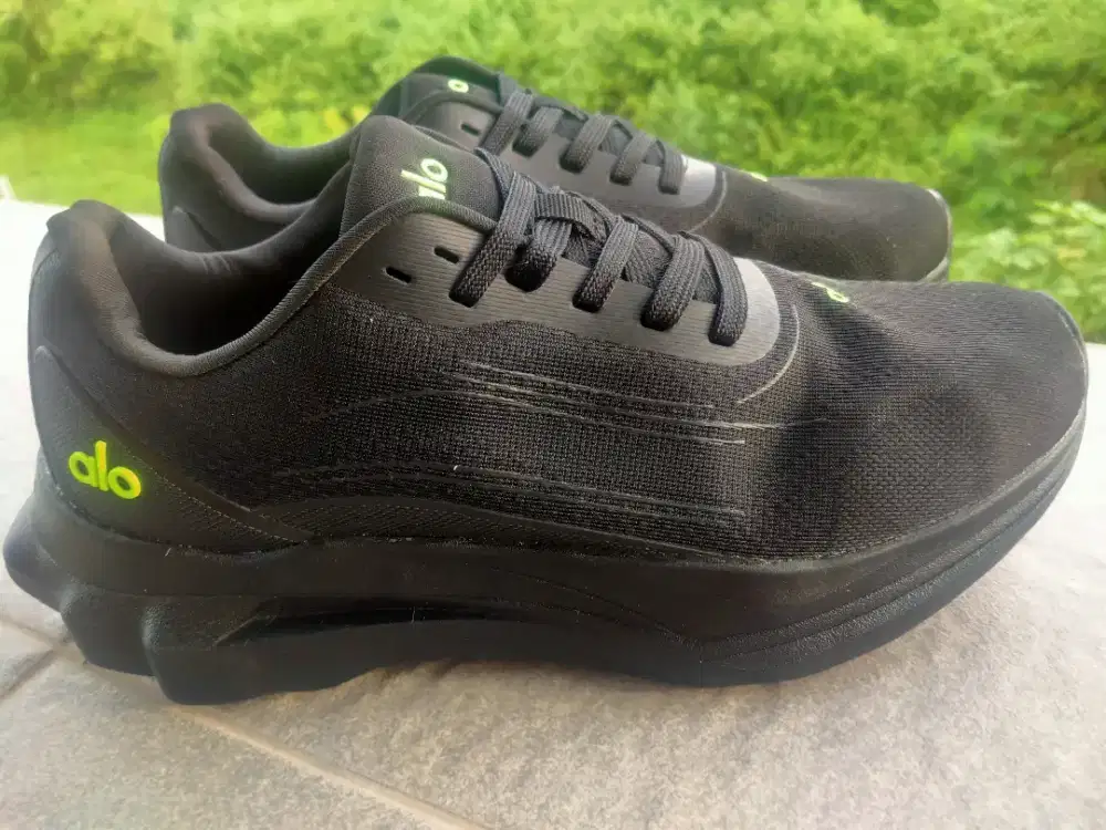Alo Runner Full Black  sz 41